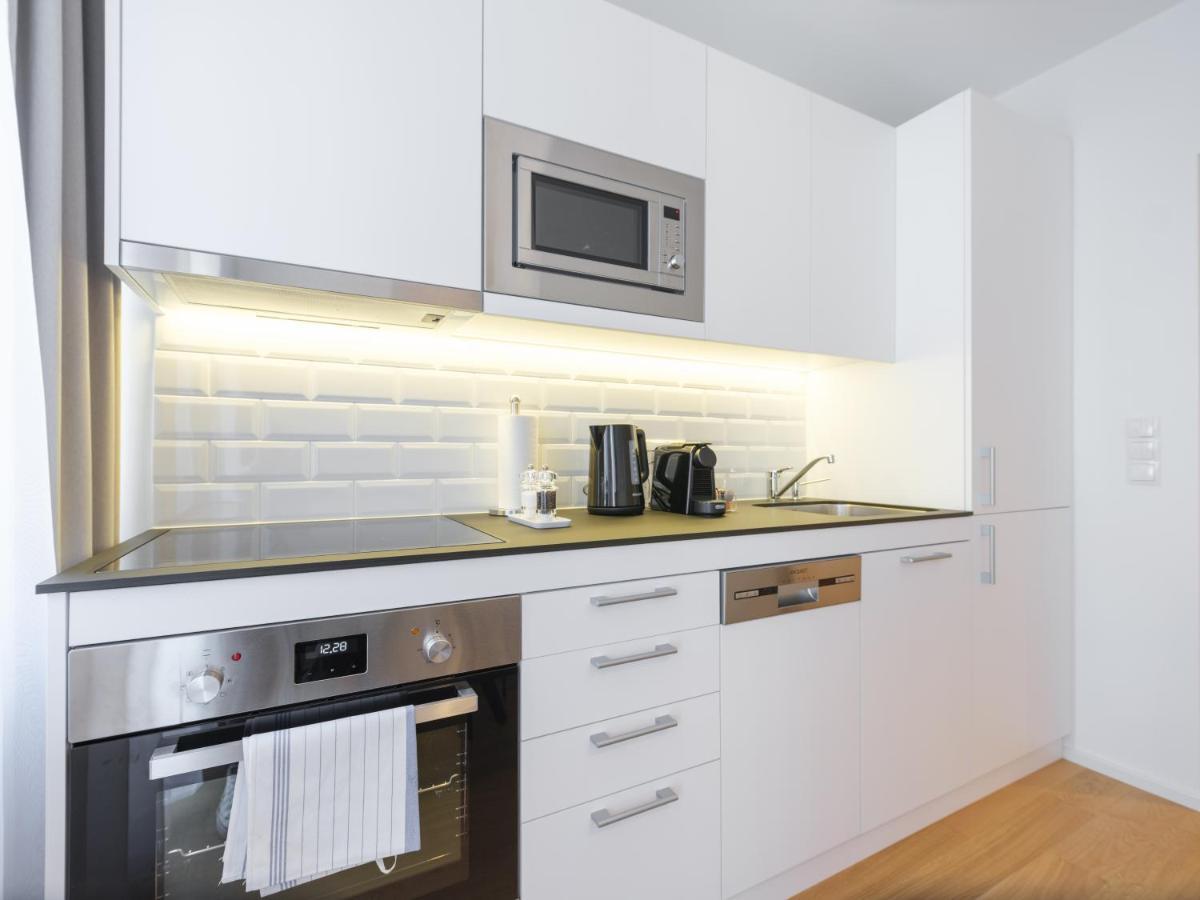 Myfavorit Apartments - Spacious Apartments Next To Puplic Transport U1 Direct Connection To Citycenter Vienna Exterior photo